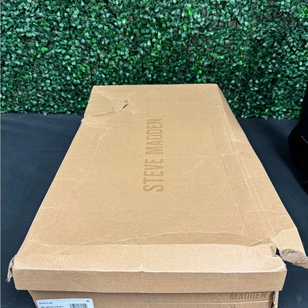 Steve Madden Dollie Boot - W7 - Picture 10 of 10